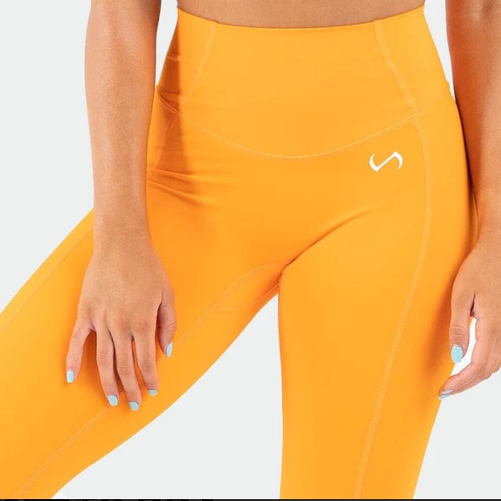 Hyper Power High Waisted Pants (no front seam) - Picture 4 of 5